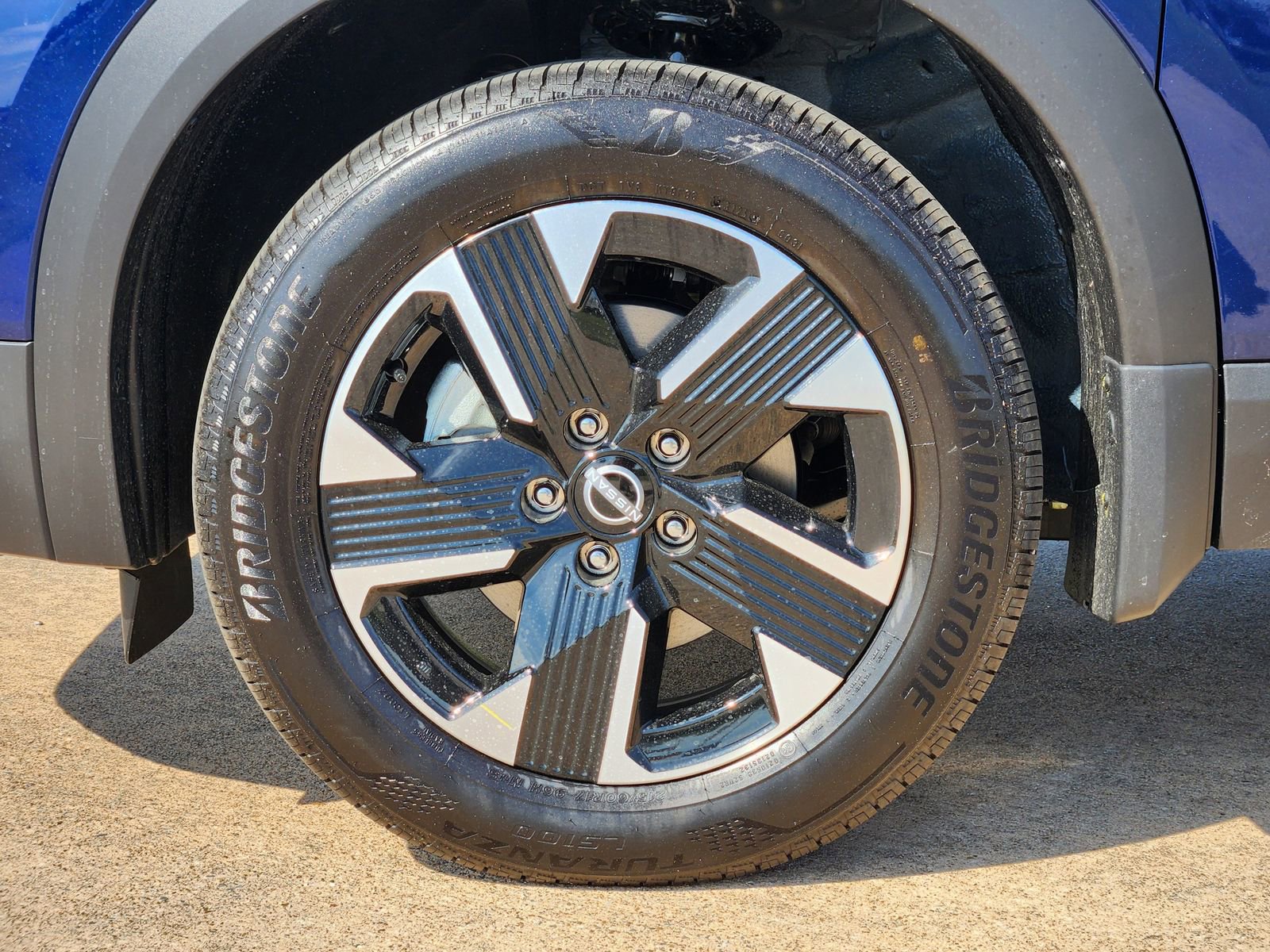 New 2026 Nissan Kicks SV w/ SV Premium Package image 11