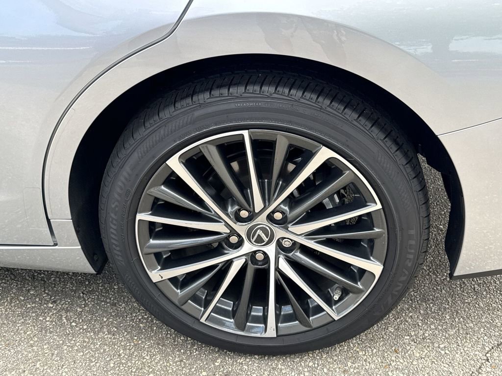 Used 2025 Lexus ES 350 w/ Premium Package FWD image 31