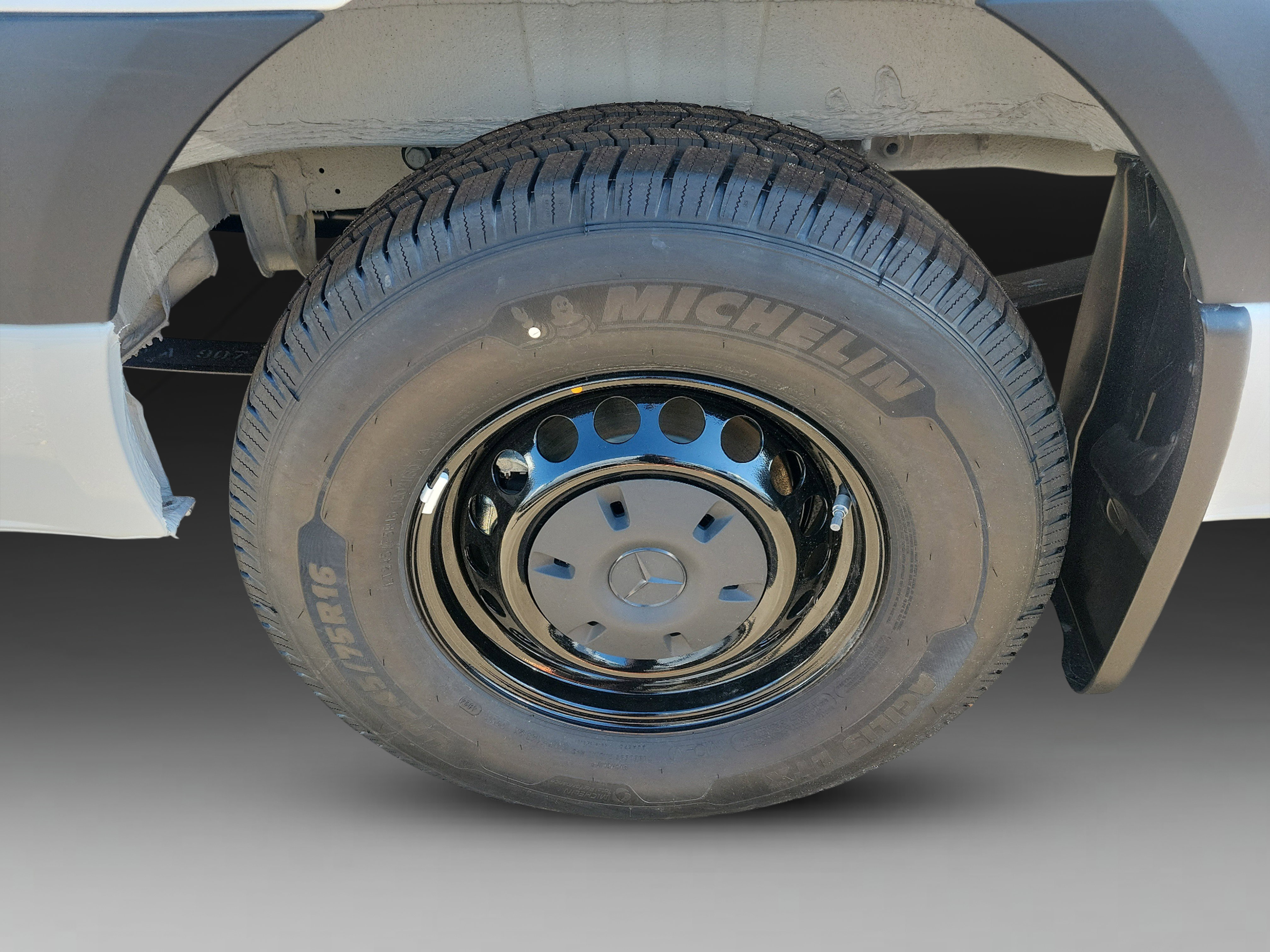 Used 2026 Mercedes-Benz Sprinter 2500 image 34