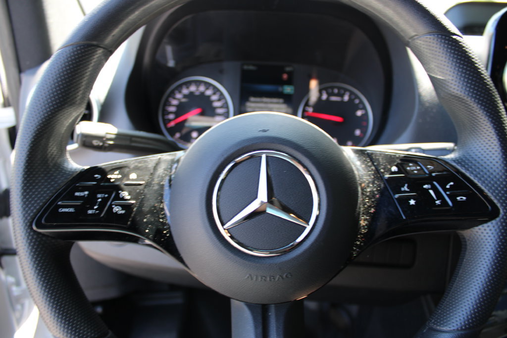 Used 2025 Mercedes-Benz Sprinter 2500 image 12