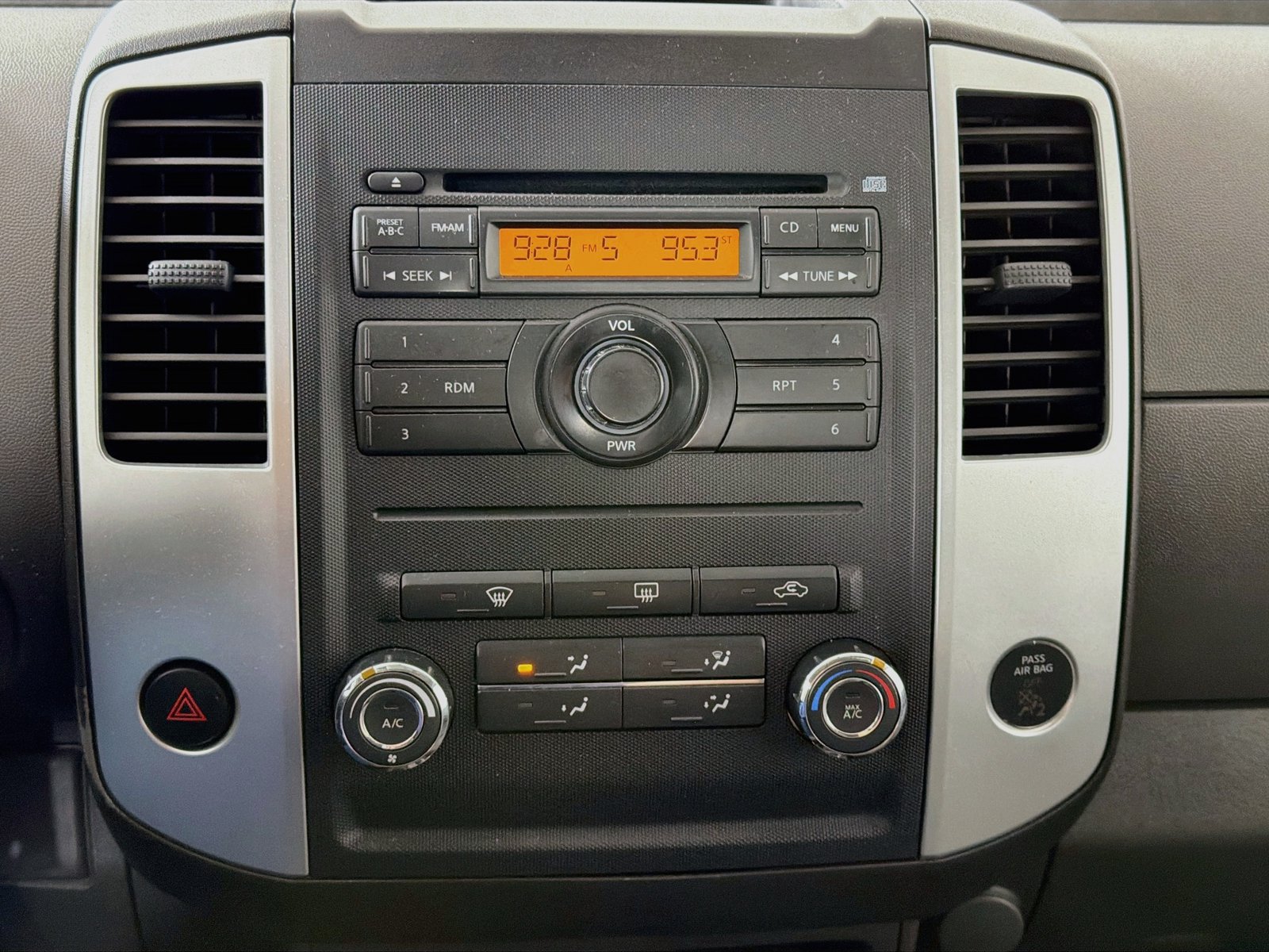 Used 2011 Nissan Xterra S AWD/4WD image 15