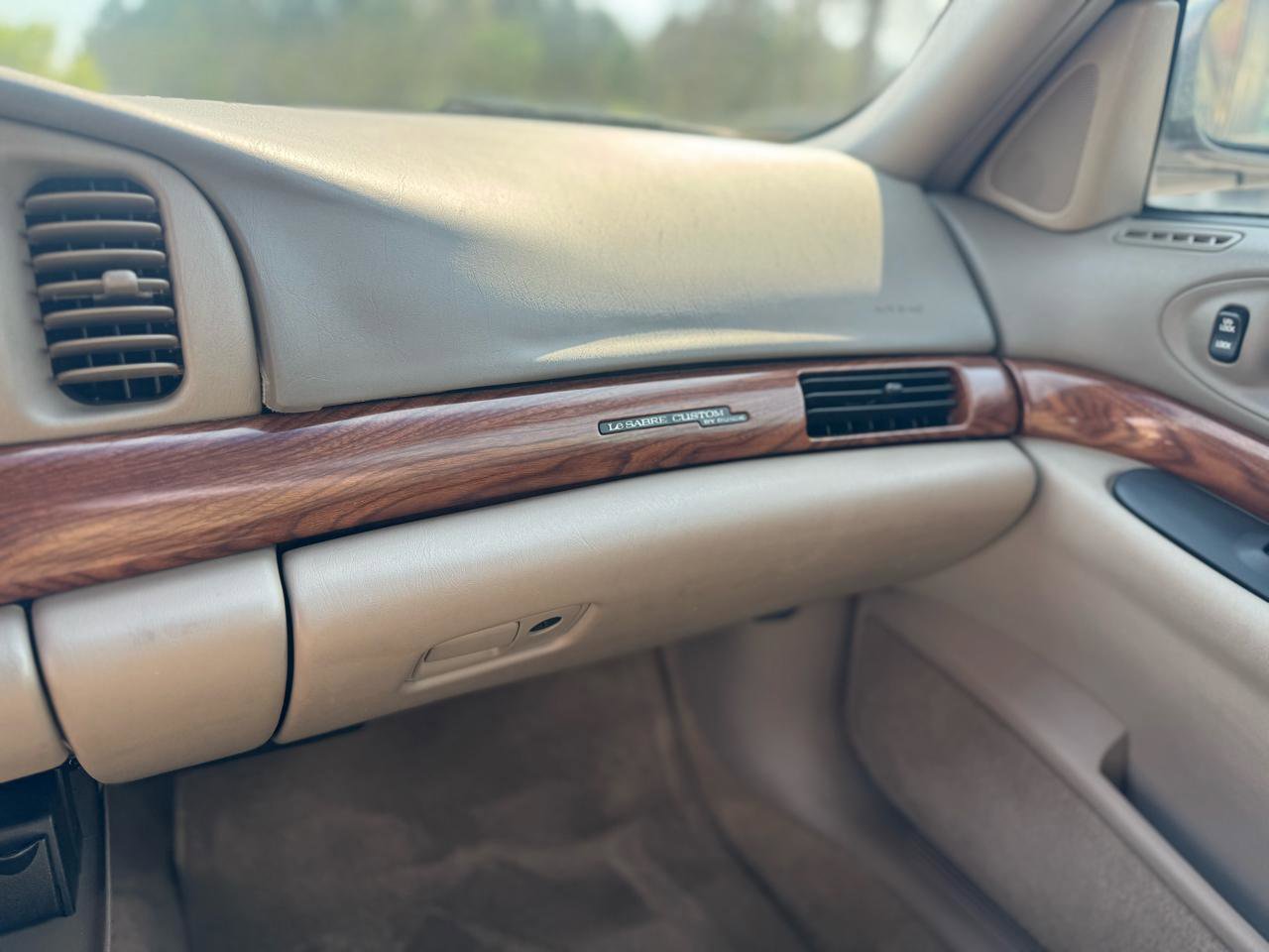 Used 2003 Buick Le Sabre Custom w/ Best Seller Package image 29