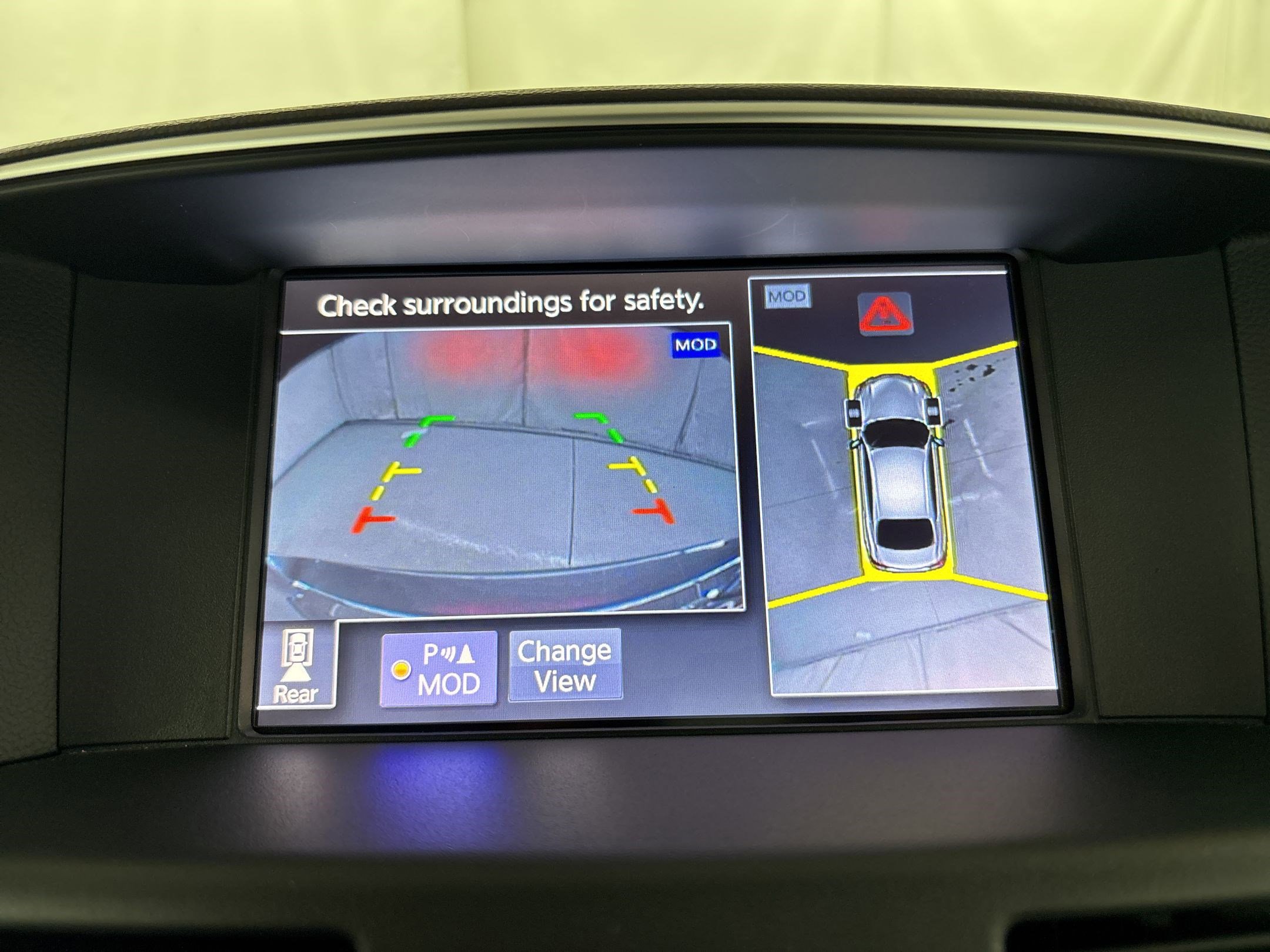 Used 2019 INFINITI Q70 Luxe image 26