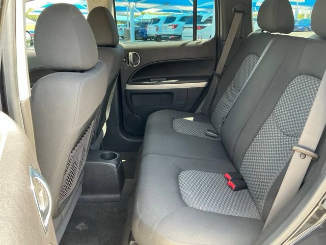 Used 2008 Chevrolet HHR LT w/ HHR Shadow Edition Package FWD image 9