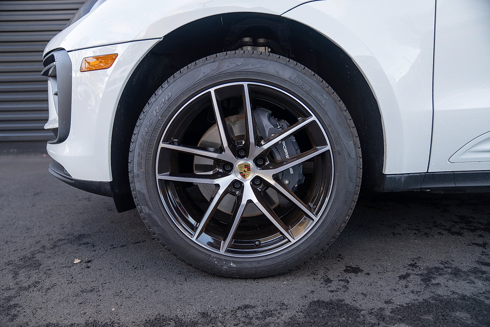 Certified 2025 Porsche Macan Turbo AWD/4WD image 23
