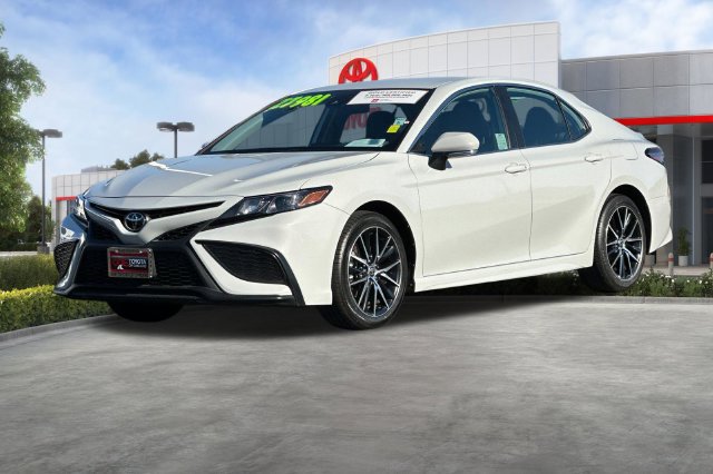 Used 2024 Toyota Camry SE FWD image 10