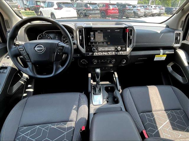 Certified 2025 Nissan Frontier SV image 21