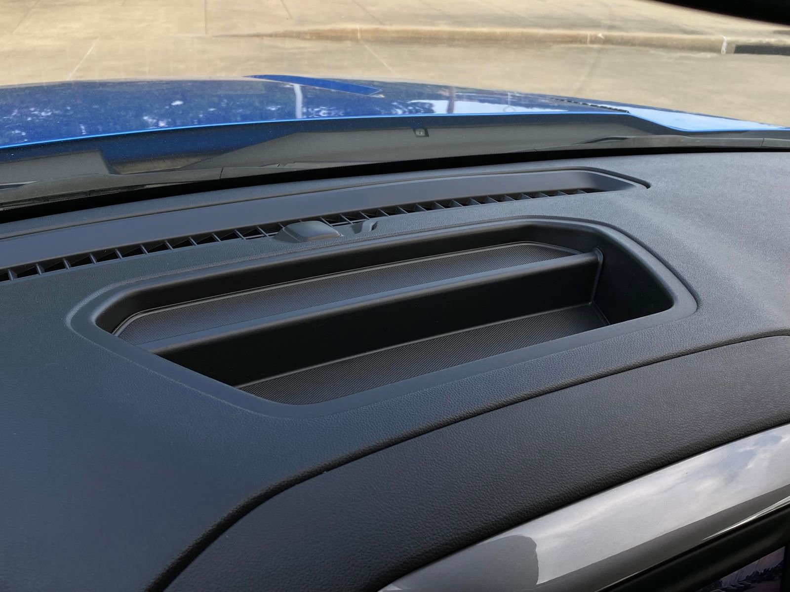 Used 2025 Chevrolet Silverado 1500 Custom w/ Turbomax Blackout Package AWD/4WD image 27