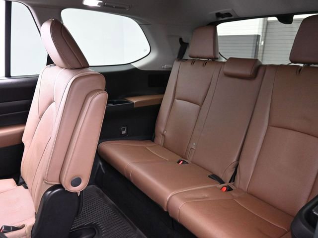 Used 2024 Toyota Grand Highlander Platinum image 29