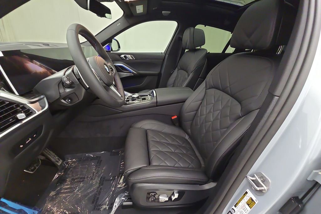 New 2026 BMW X6 M60i image 12