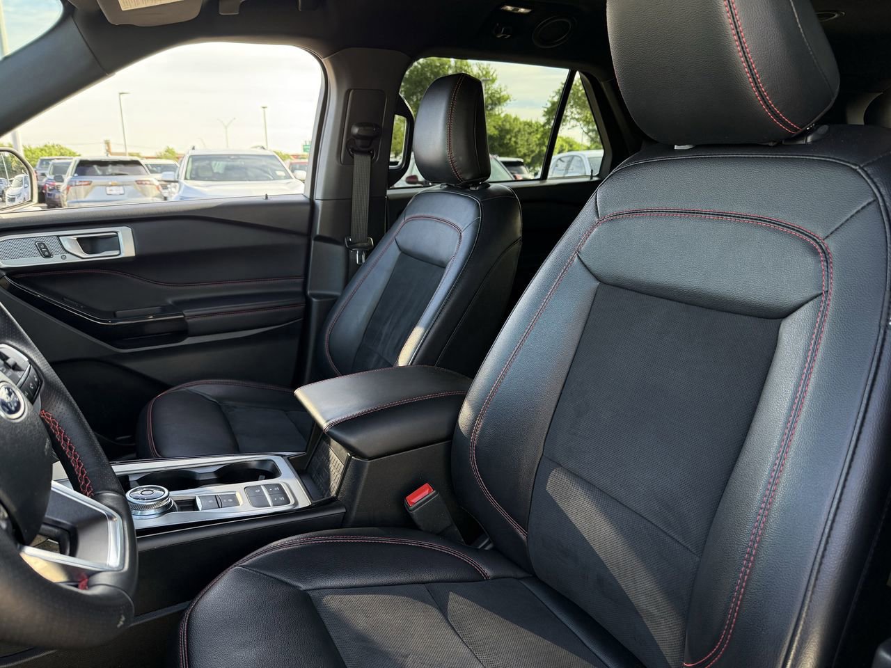 Used 2023 Ford Explorer ST-Line w/ Class IV Trailer Tow Package image 20