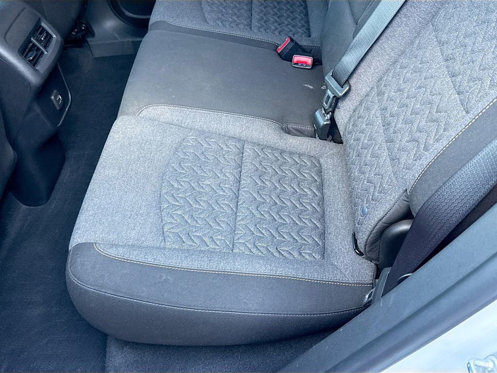 Used 2022 Chevrolet Equinox LT w/ Driver Convenience Package FWD image 26