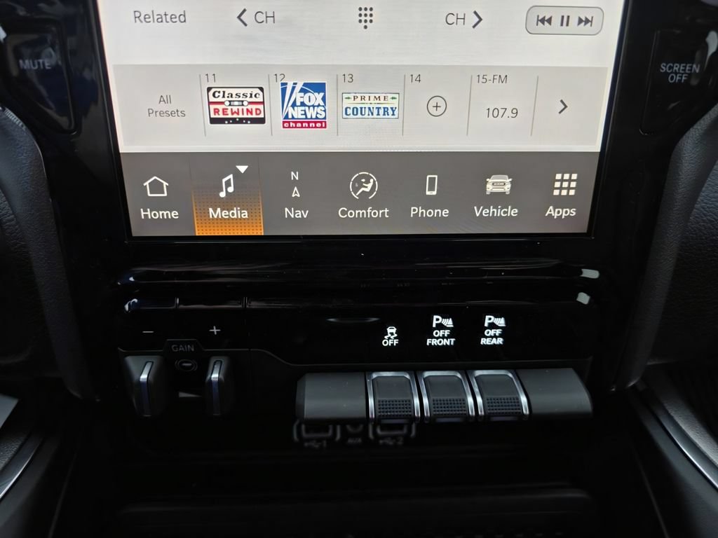 New 2026 RAM 1500 Laramie w/ Bed Utility Group AWD/4WD image 17