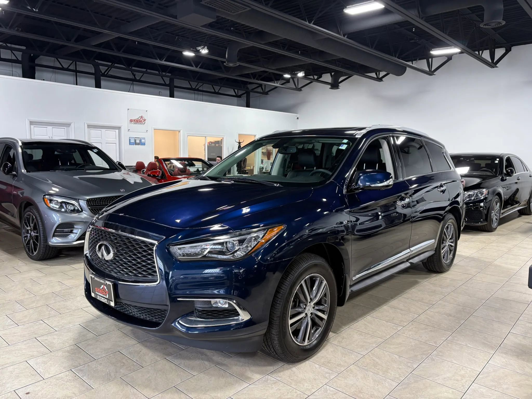 Used 2018 INFINITI QX60 AWD w/ Premium Plus Package image 6