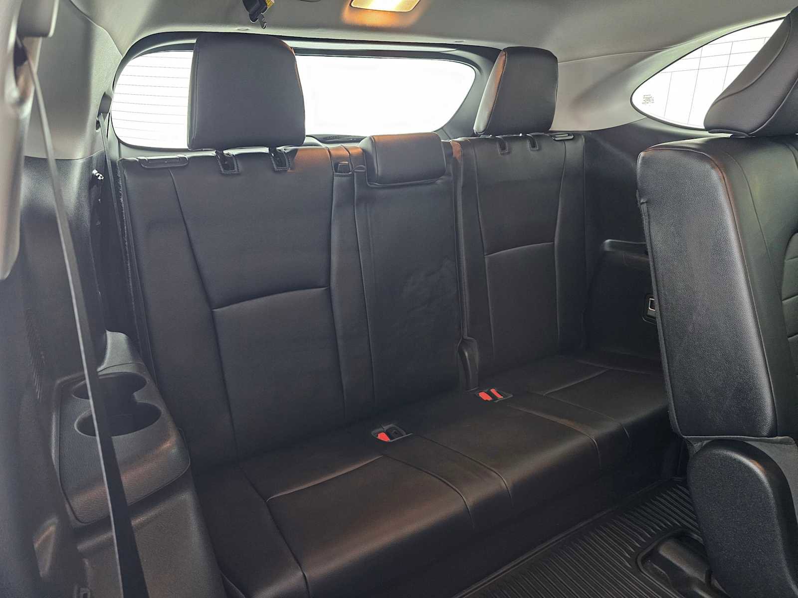 Used 2023 Toyota Highlander XLE image 13