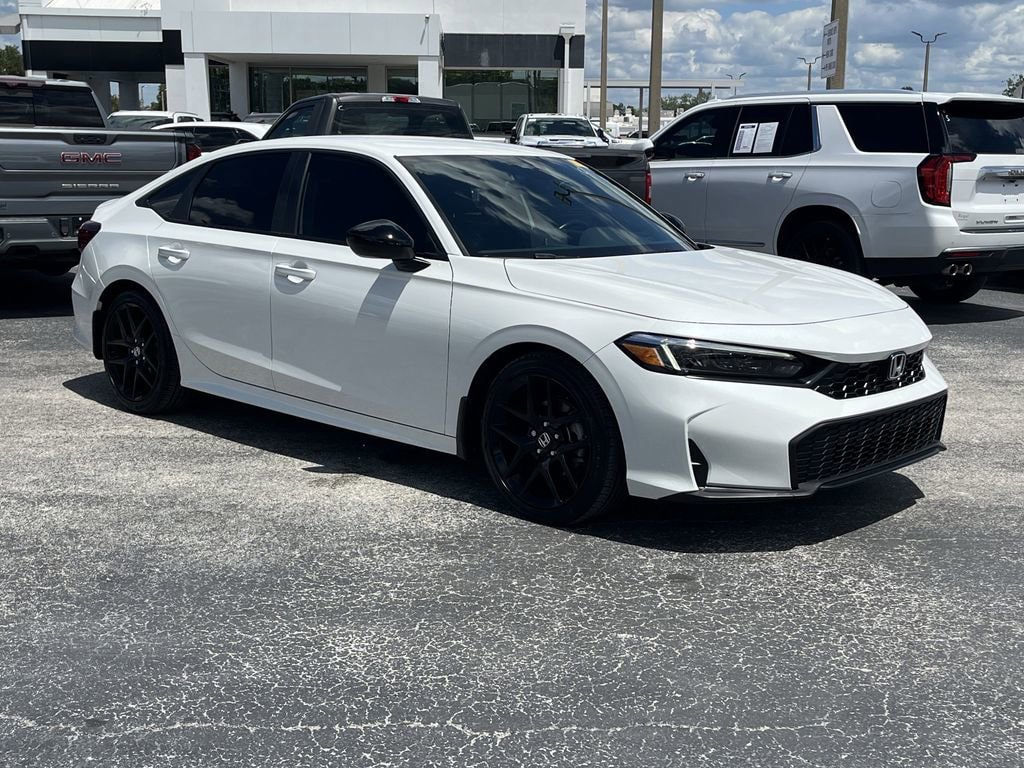 Used 2025 Honda Civic Sport image 2
