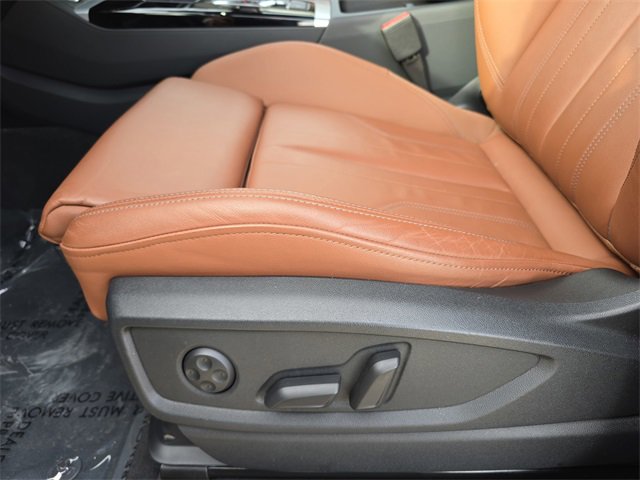 Certified 2025 Audi Q5 2.0T Premium w/ Convenience Plus Package image 32