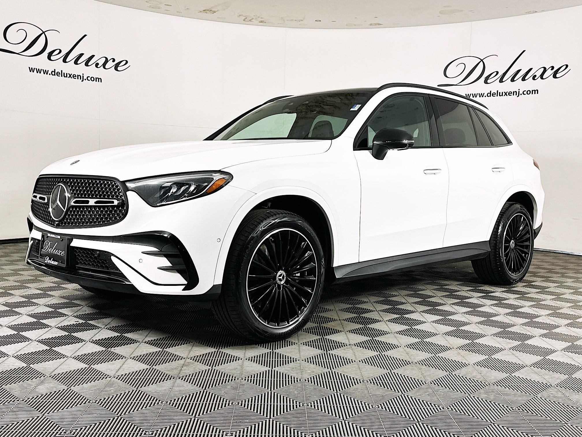Used 2025 Mercedes-Benz GLC 300 4MATIC image 3