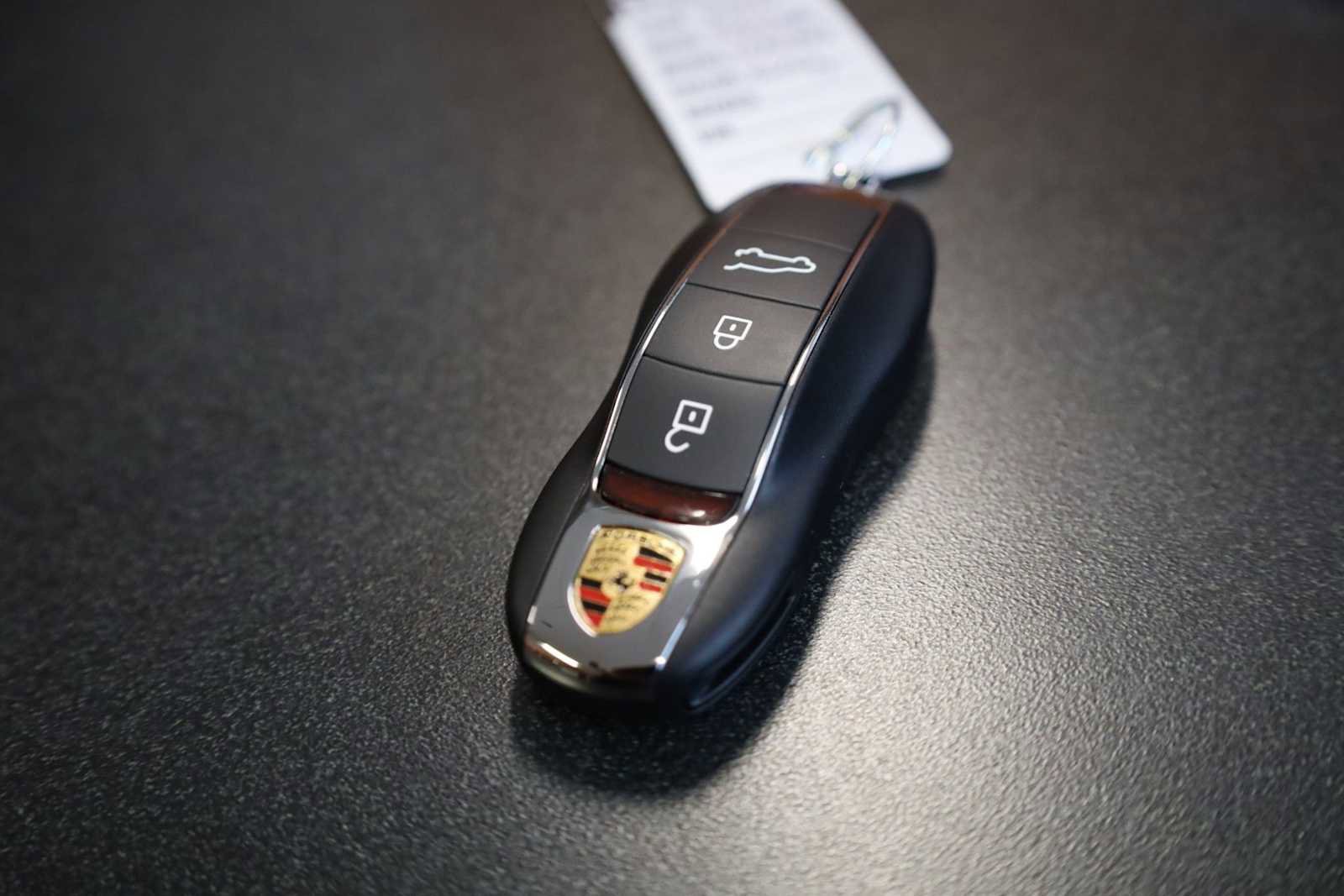 New 2026 Porsche Macan image 42