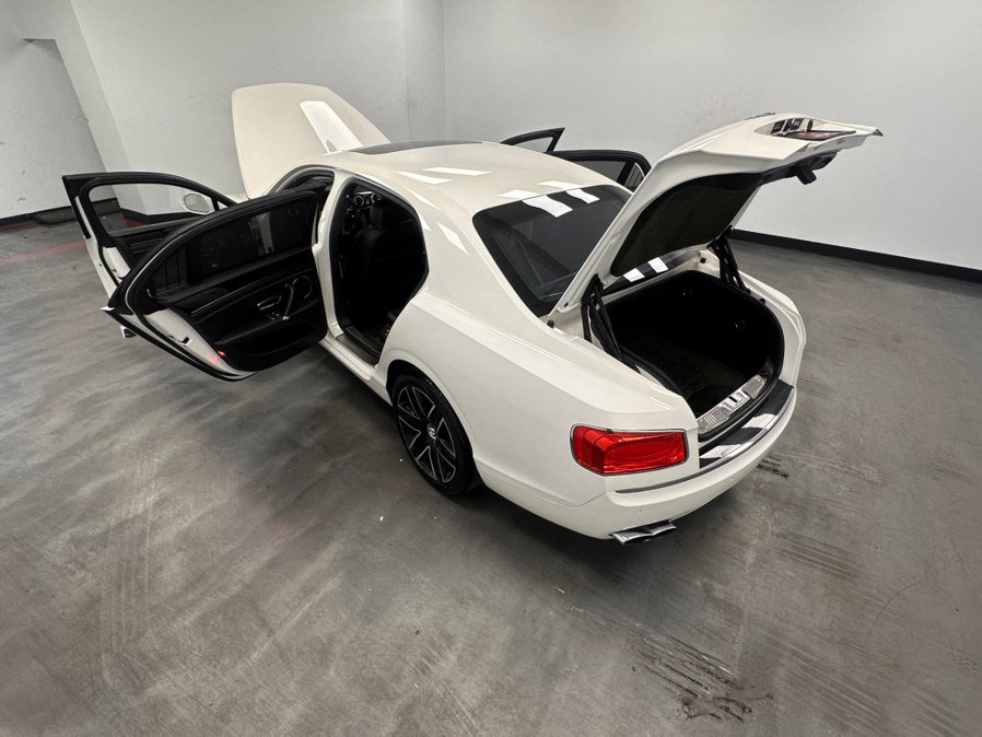 Used 2016 Bentley Flying Spur V8 image 49