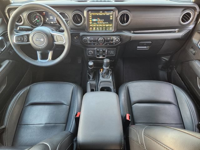 Used 2023 Jeep Wrangler Unlimited Sahara AWD/4WD image 28