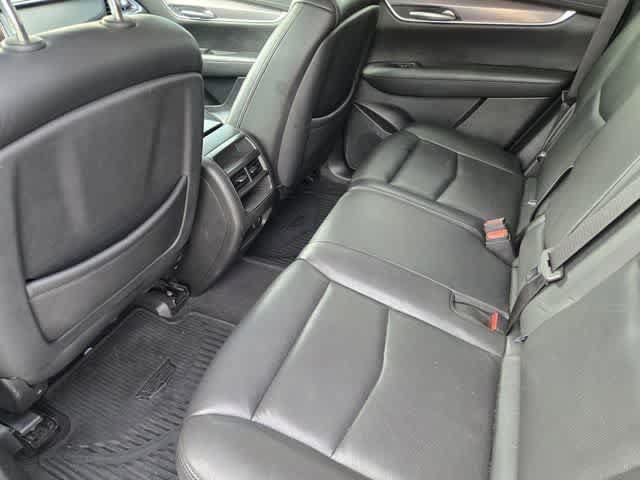Used 2019 Cadillac XT5 Luxury FWD image 11