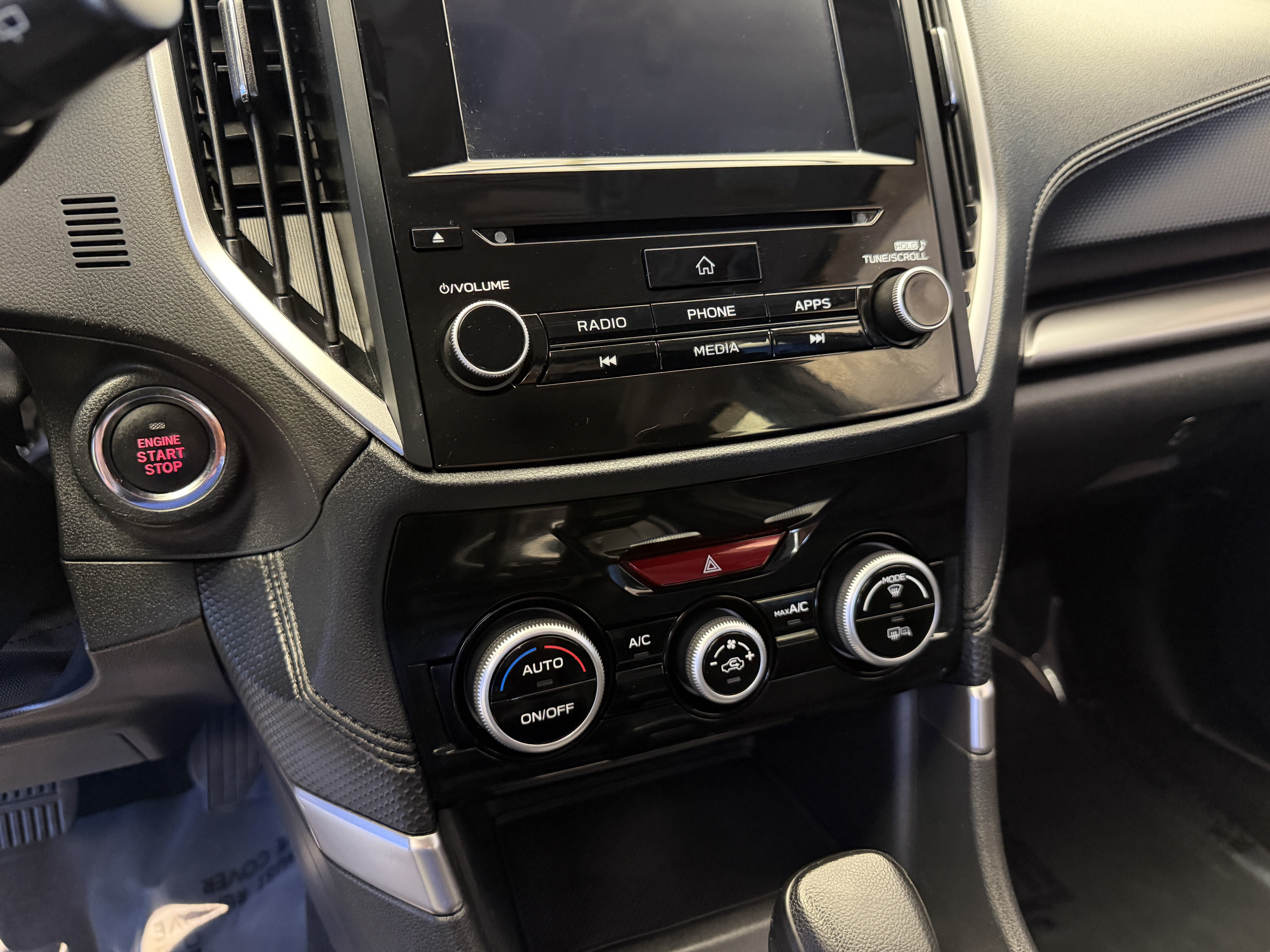 Used 2019 Subaru Forester Premium AWD/4WD image 22