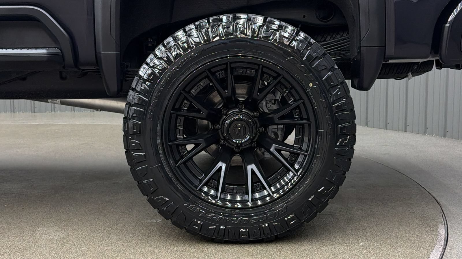Used 2026 GMC Sierra 2500 AT4 w/ AT4 Premium Plus Package AWD/4WD image 12