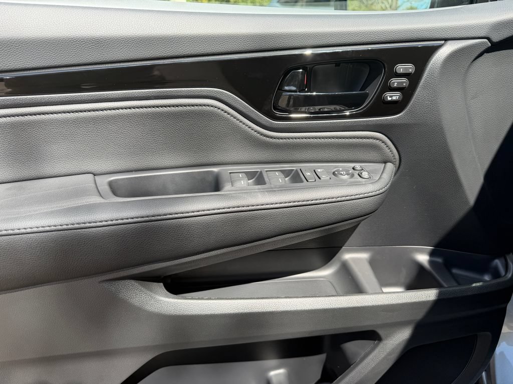 New 2026 Honda Odyssey Elite image 15