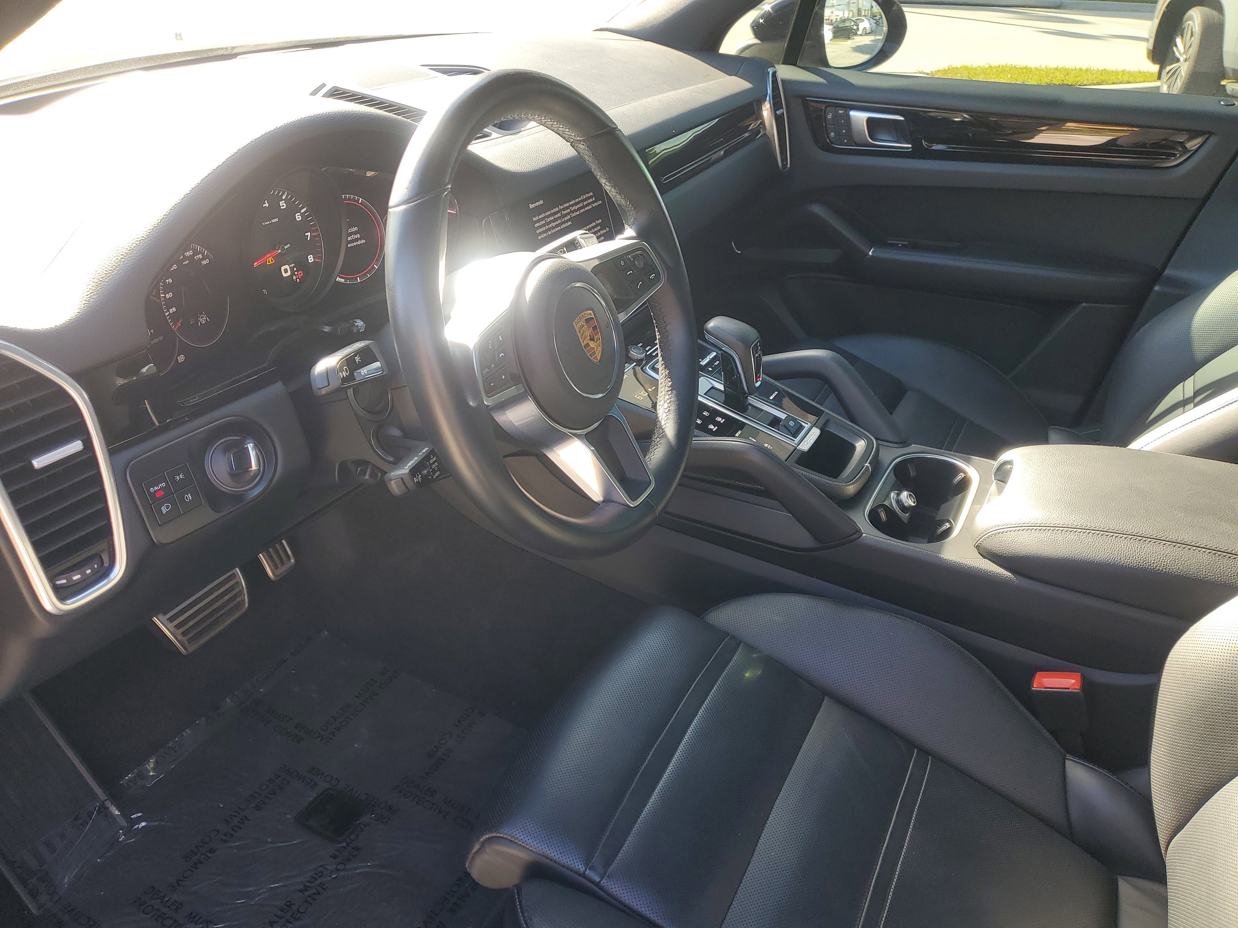 Used 2022 Porsche Cayenne S image 21