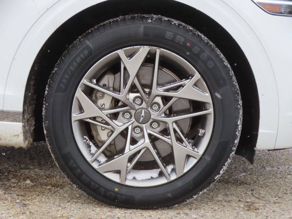 Used 2025 Genesis GV70 2.5T image 13