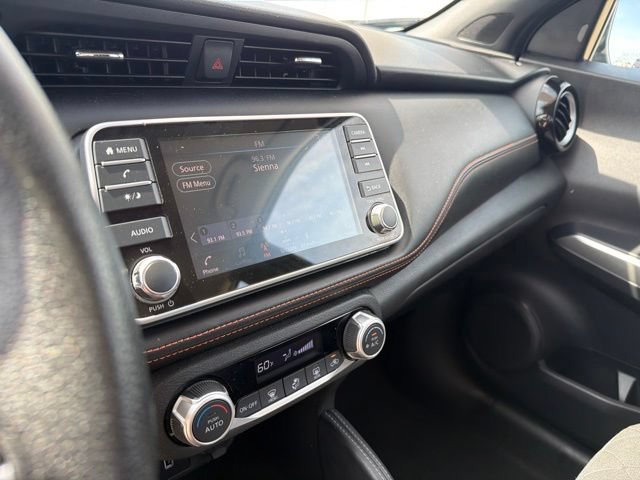 Used 2020 Nissan Kicks SR FWD image 16