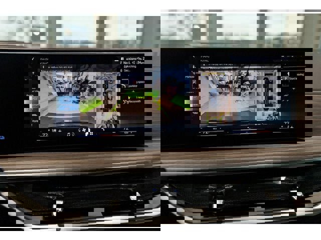 New 2026 BMW X5 xDrive50e w/ Premium Package image 73