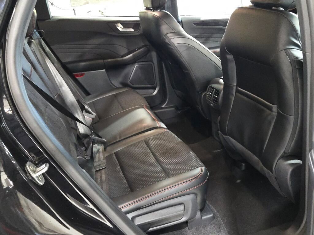 New 2025 Ford Escape ST-Line w/ Tech Pack #1 image 8