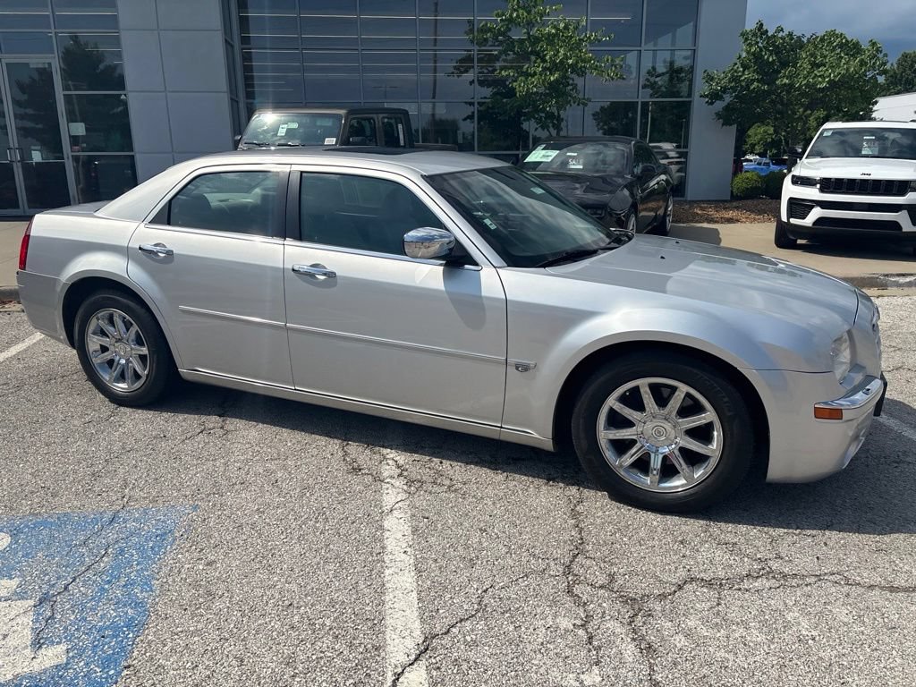 Used 2005 Chrysler 300 C w/ Sound Group II RWD image 31