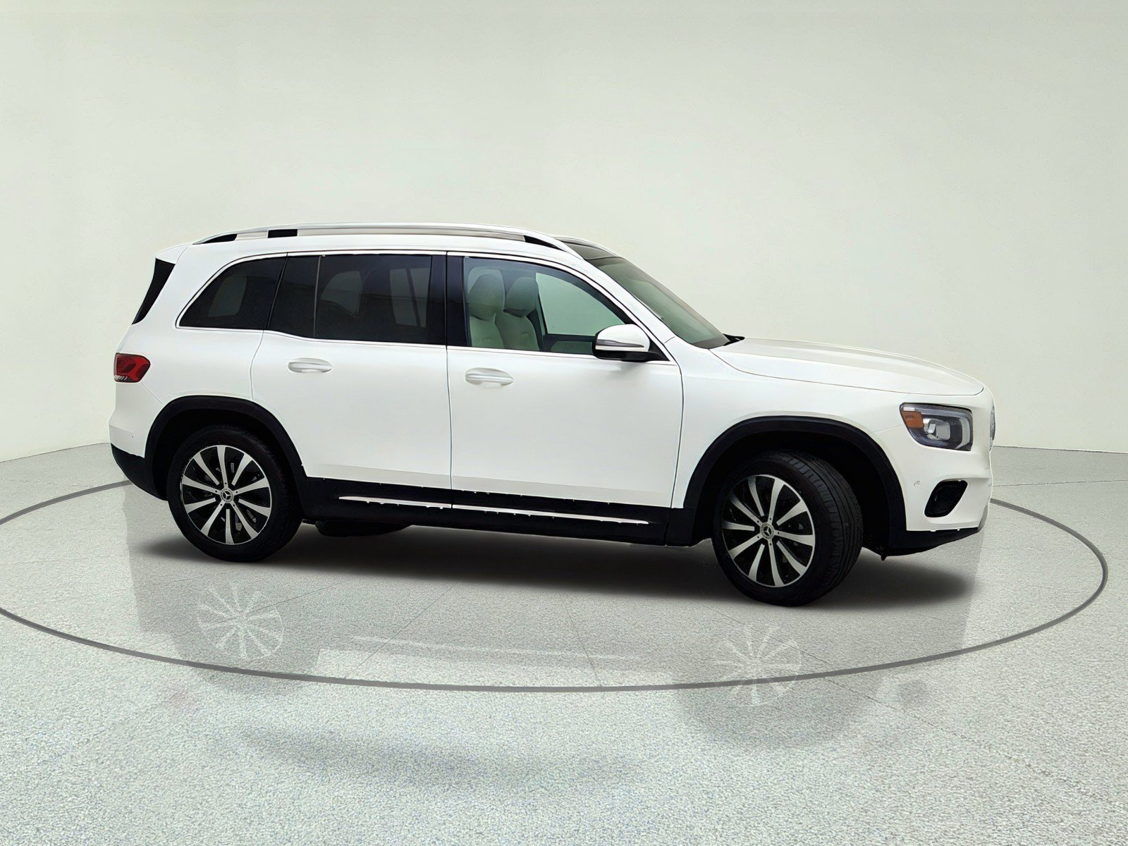 Certified 2023 Mercedes-Benz GLB 250 image 6