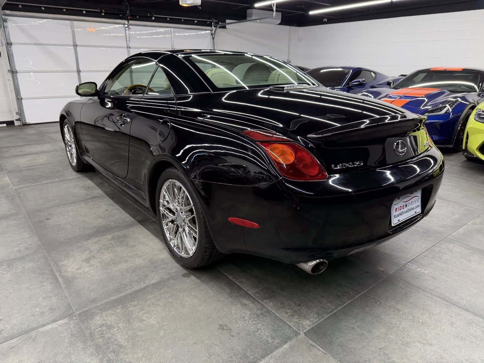 Used 2002 Lexus SC 430 Convertible image 4
