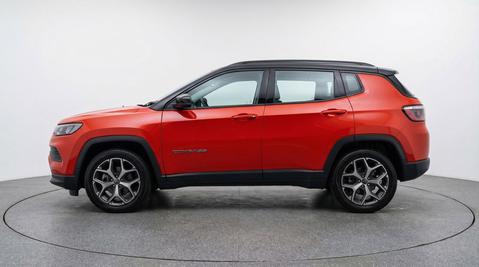 Used 2025 Jeep Compass Limited image 5