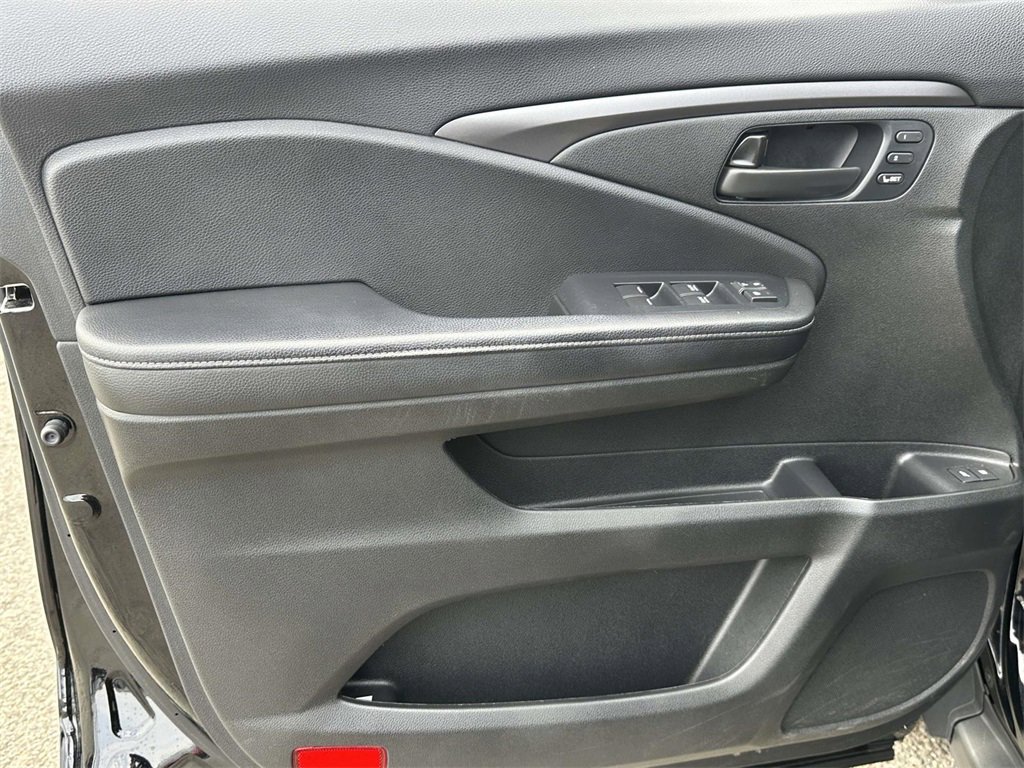 Certified 2023 Honda Passport EX-L image 14