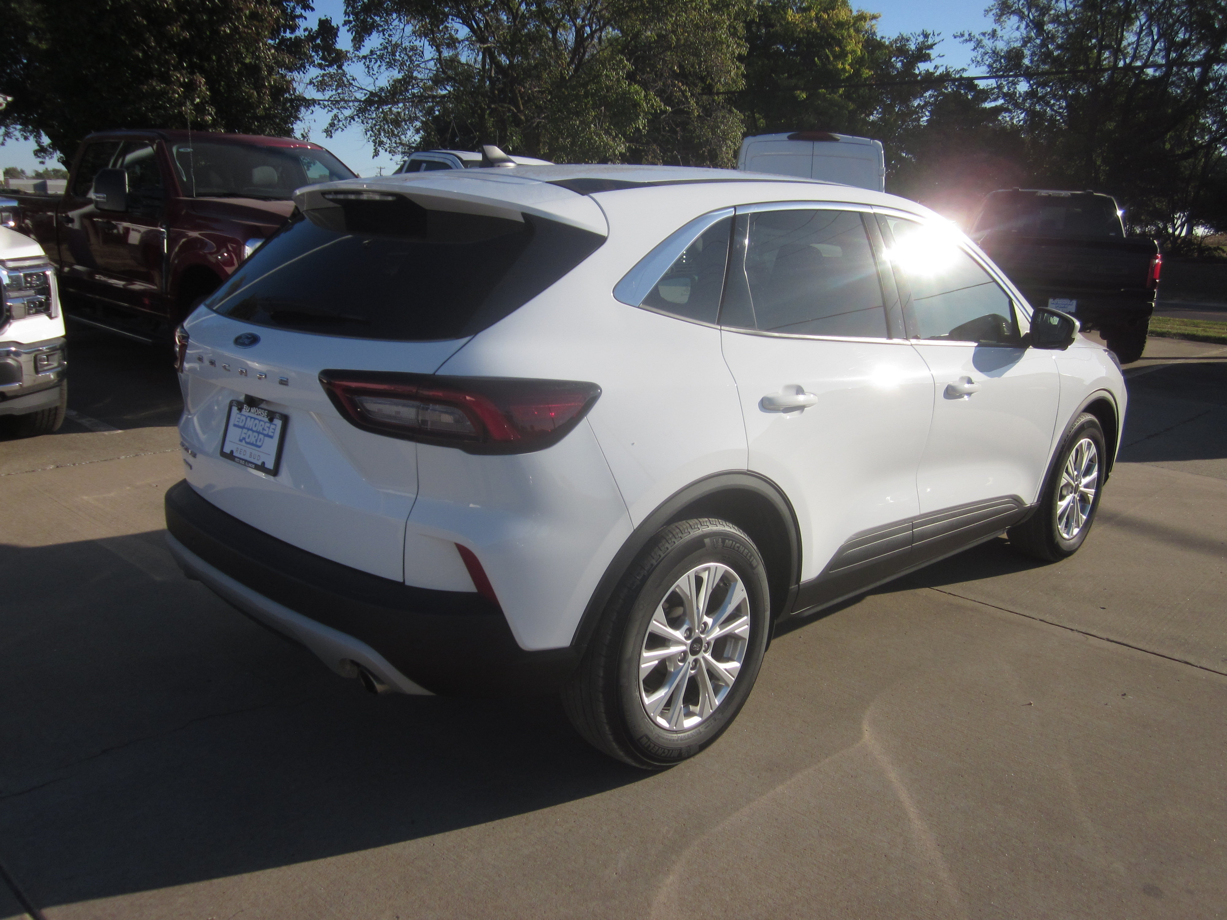 Used 2023 Ford Escape Active w/ Tech Pack #2 FWD image 6