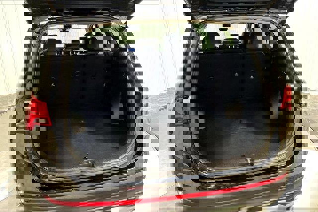 Used 2023 Hyundai Santa Fe SEL w/ Premium Package image 38