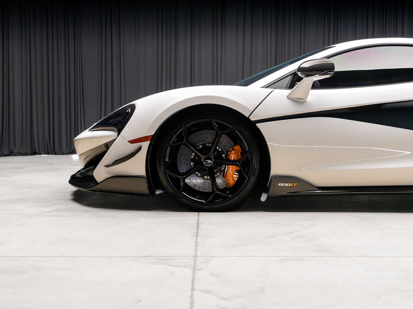 Used 2019 McLaren 600LT RWD image 30