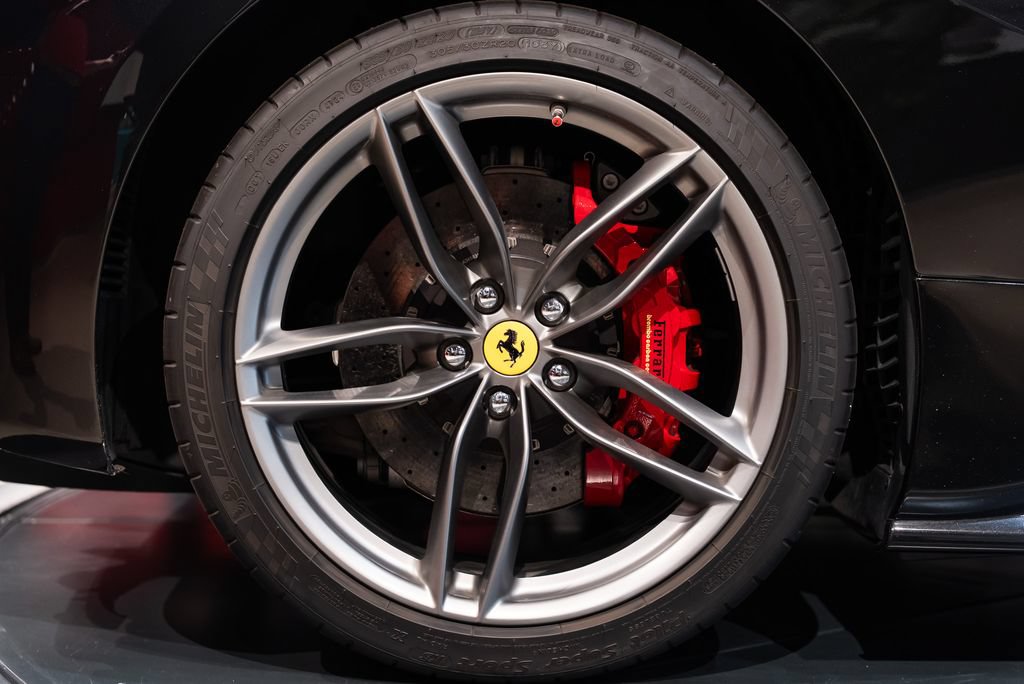 Certified 2019 Ferrari 488 Spider RWD image 14