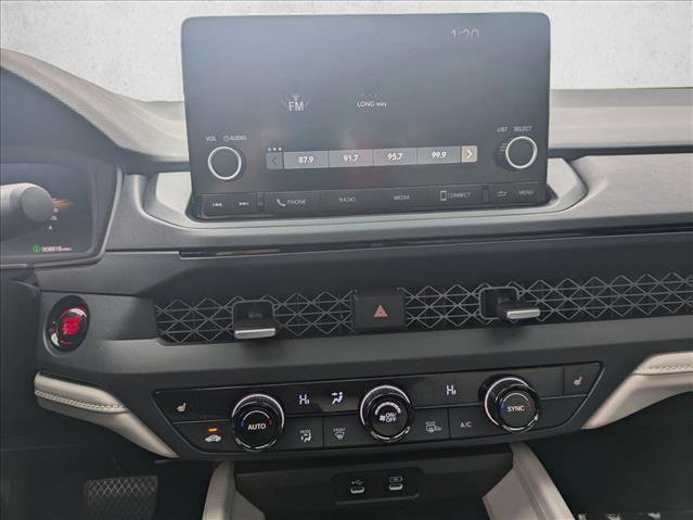 Certified 2025 Honda Accord SE image 14