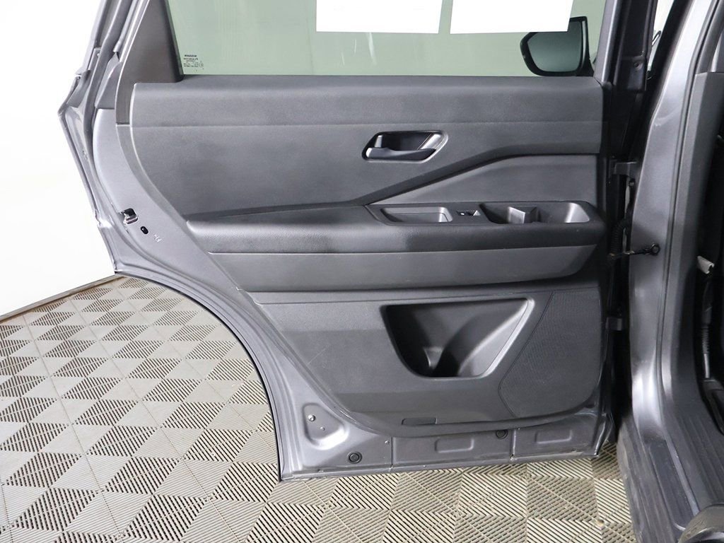 Used 2023 Nissan Pathfinder Rock Creek image 25