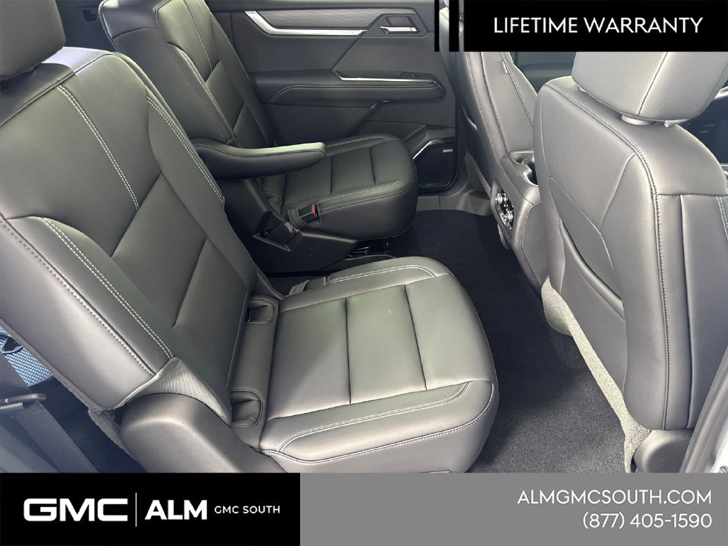 New 2026 GMC Acadia Elevation w/ Black Edition FWD image 17