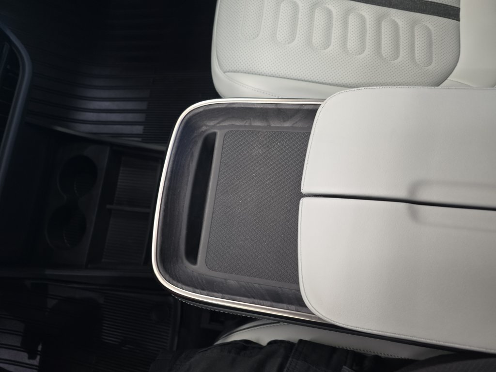 Used 2022 Rivian R1T Adventure AWD/4WD image 29