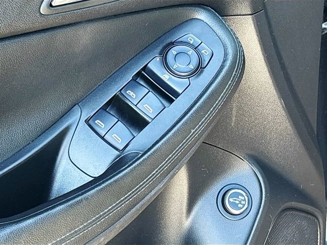 Used 2025 Buick Encore GX Sport Touring w/ Comfort Package image 17