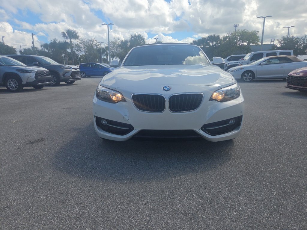 Used 2017 BMW 230i Convertible RWD image 6