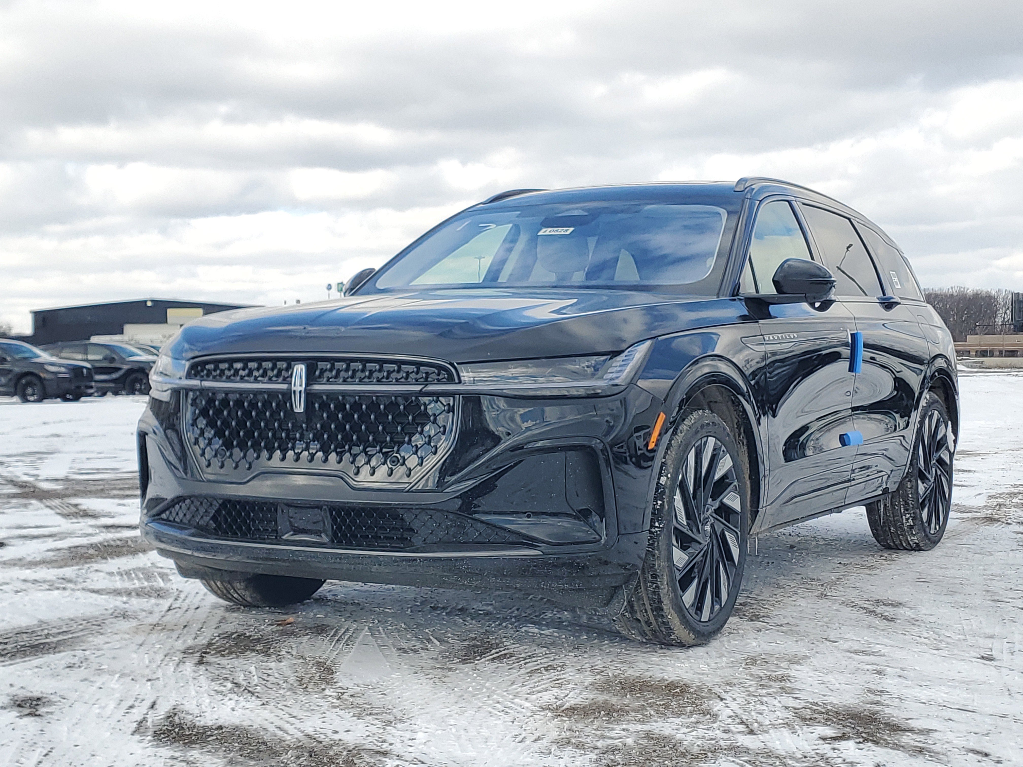 New 2026 Lincoln Nautilus Reserve w/ Jet Appearance Package video 2